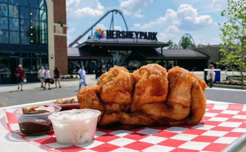 HersheyJobs's tweet photo. Be part of #Hersheypark this summer! Join the food &amp; beverage team, https://t.co/6fHgFOENVe. Now #hiring team members 16+ #HersheyJobs https://t.co/S2sDQGP2dg