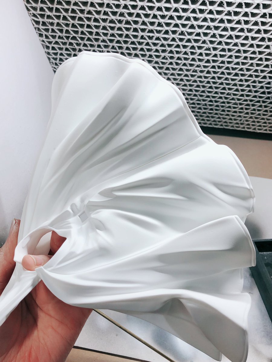 creamode's tweet image. オルタさんの布とティアラがふつくしい(=´∀｀) 
#制作過程の写真だけで興味を持ってくれる方へ届け