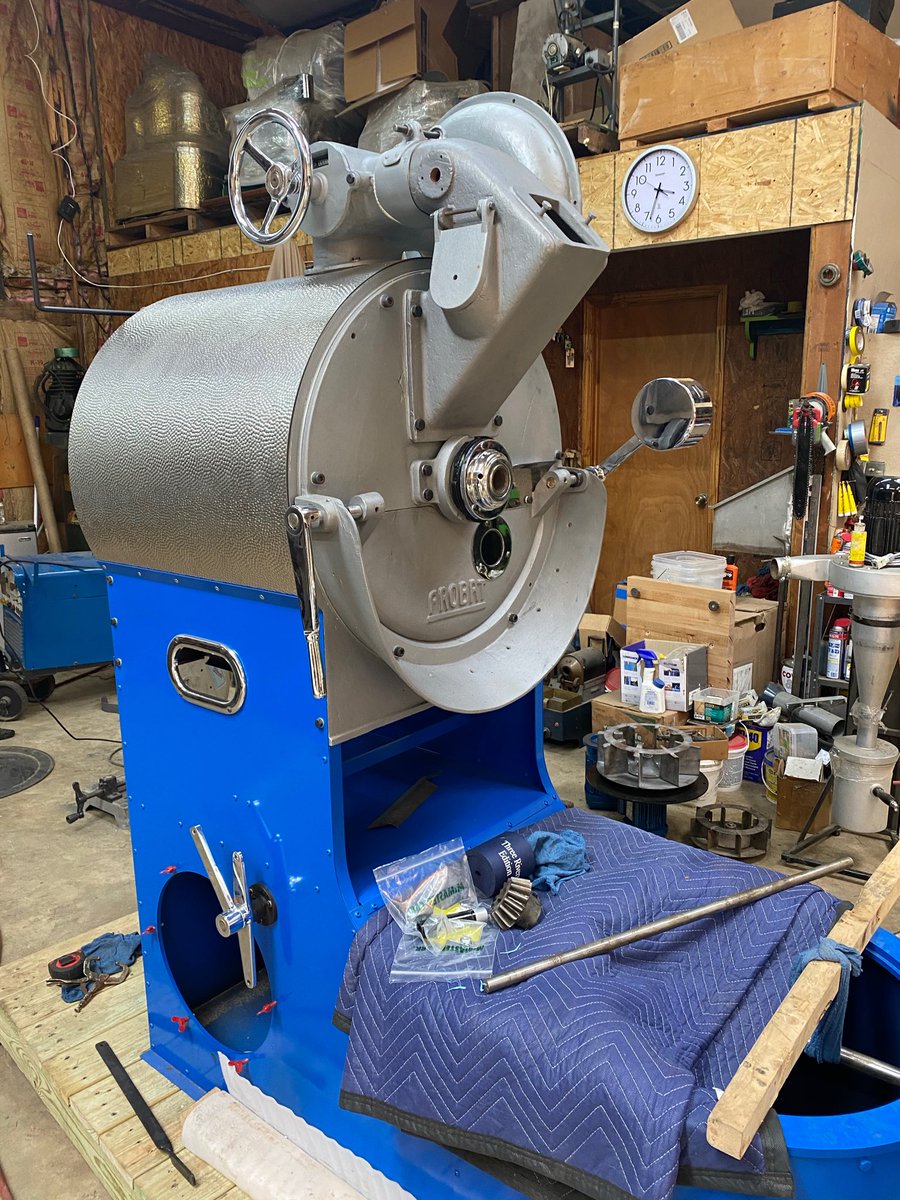 roastmeister's tweet photo. Adding jewelry to her and independent motors https://t.co/WWFuVxI1cE