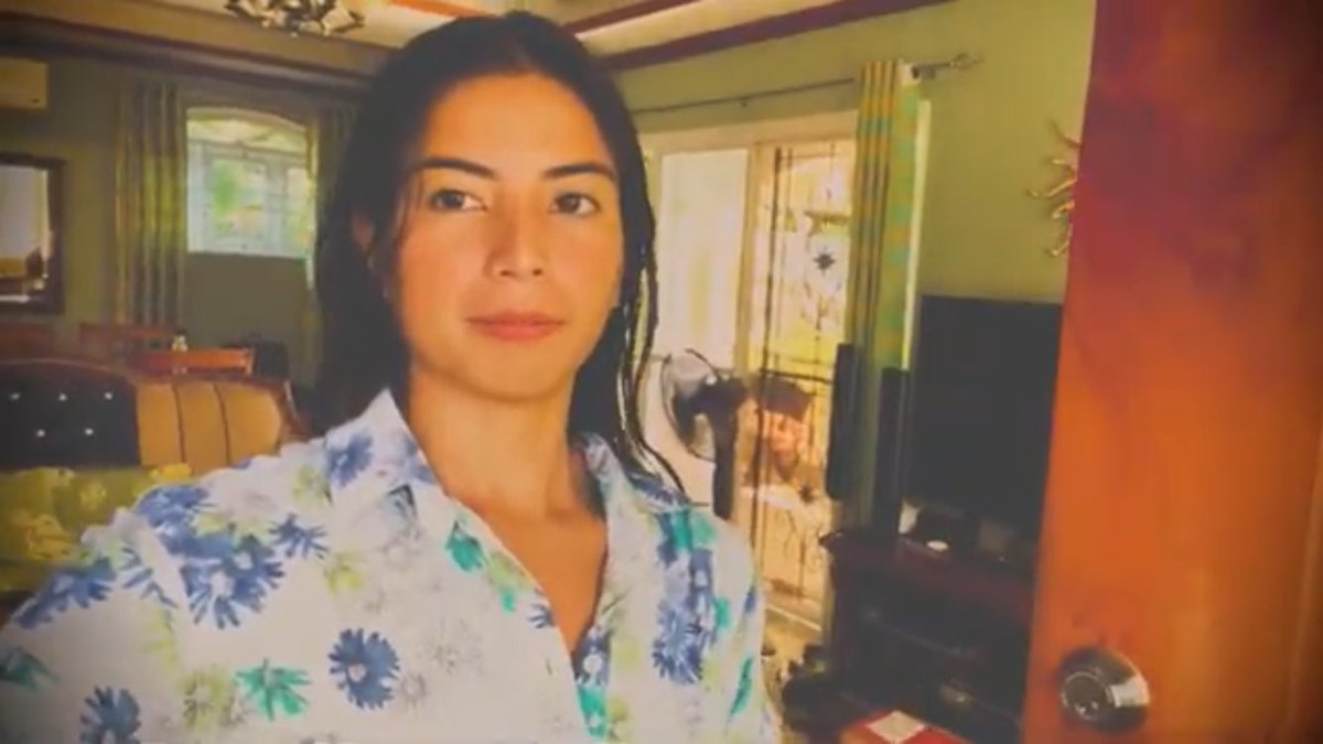 bestgirlglaiza's tweet photo. WAHHH! Thank you po ate @glaizaredux sa napakagandang vlog niyo po! Thank you po kasi dahil po sa vlog niyo, narealize ko po na masaya yung maging relax lang, productive and nag-eexplore ng iba ibang pwedeng gawin:) #GDiary
P.S. same po tayo ng gunting keleggg hehe:) https://t.co/Xhh0J1HU1f