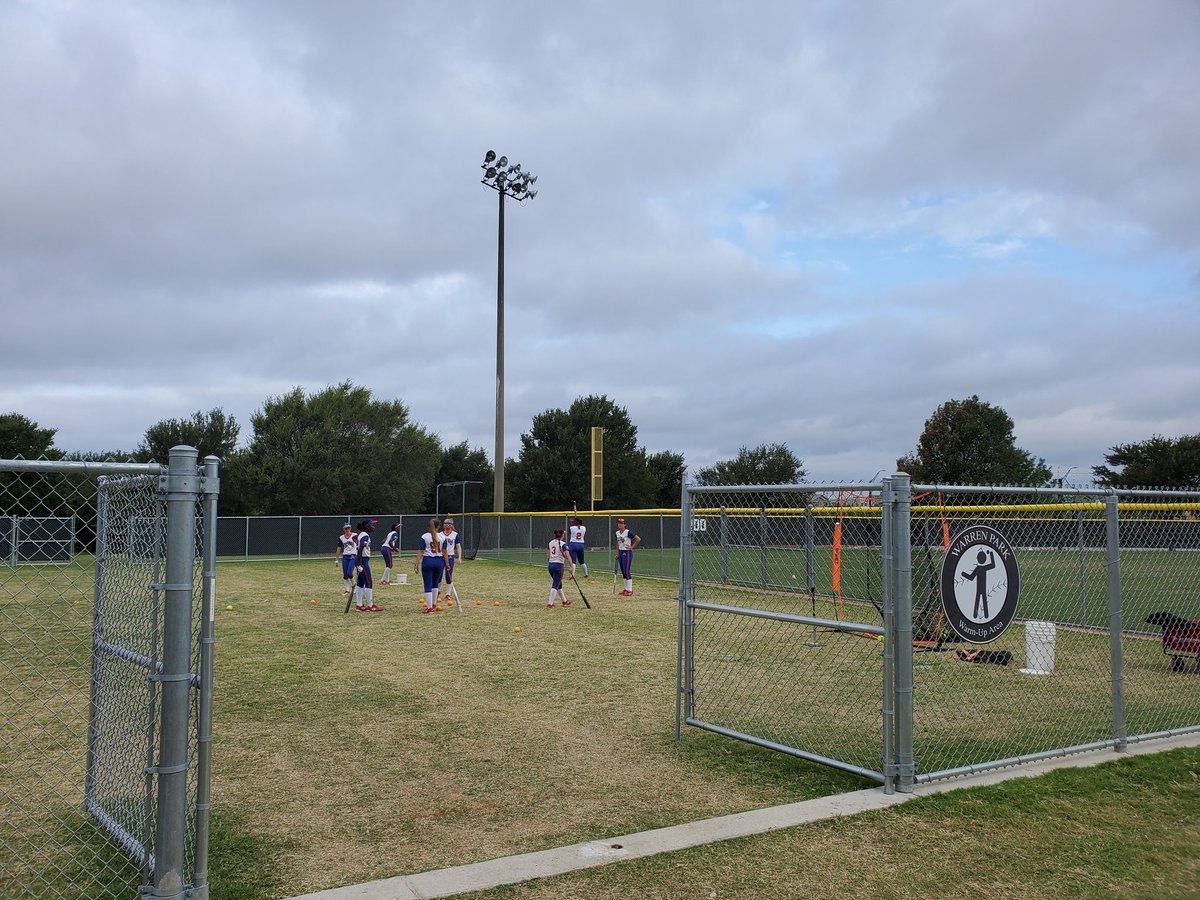 texasglory2024's tweet photo. Day 4 &amp; The #TexasGlory2024 girls are getting ready to ball in Gold Bracket Play at the USSSA Southern Nationals 2020. All games will be streamed on Athletes Go Live code 4261. @usssatx  @AthletesGoLive #KeepGrinding 💪🥎❤️💣 https://t.co/TYfPdT3giu