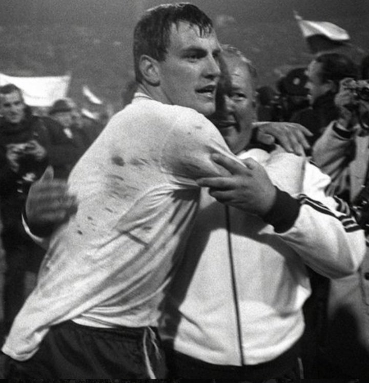 Roth won the 1967 DFB Pokal and scored the winner against Rangers in the final of the UEFA Cup Winners Cup helping Bayern secure its first ever european trophy.