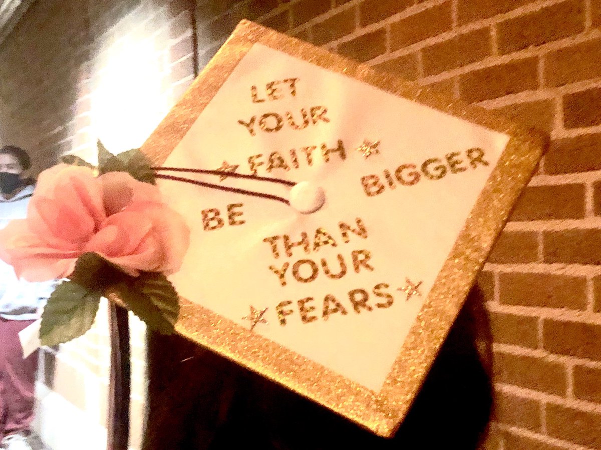 SauerMeg's tweet photo. Here are just a few of the caps by ⁦@SCMMHSCavemen⁩ #MHS2020. This was the first graduating class in 143 years allowed to decorate them.  Show me yours!  ⁦@Bella_Barstow1⁩ ⁦@SCMSchools⁩ congratulations https://t.co/4lXHoqx3sa