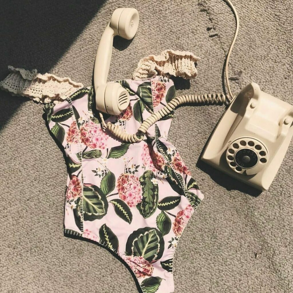 SwimwearWorld's tweet photo. Call your friends - found the cutest suits ever 💓
.
.
.
#summeroutfits #onepiecefan #callyourgirlfriend #bikiniseason #crochetinspiration https://t.co/YimJqxNkY7