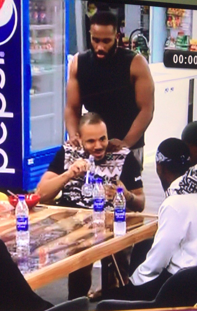 HypeOzo's tweet photo. We love to see this bromanceπ
OZOemena + Kiddwaya = #KidZo
#BBNaija
#BBNaijaLockdown https://t.co/NRA683XX48