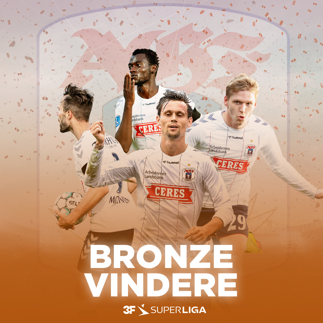 Superligaen's tweet photo. Tillykke til @AGFFodbold der vinder bronze og tager de første medaljer i 23 år 🥉

#SLDK #ditholdvoresliga https://t.co/s0KHm11ZgO