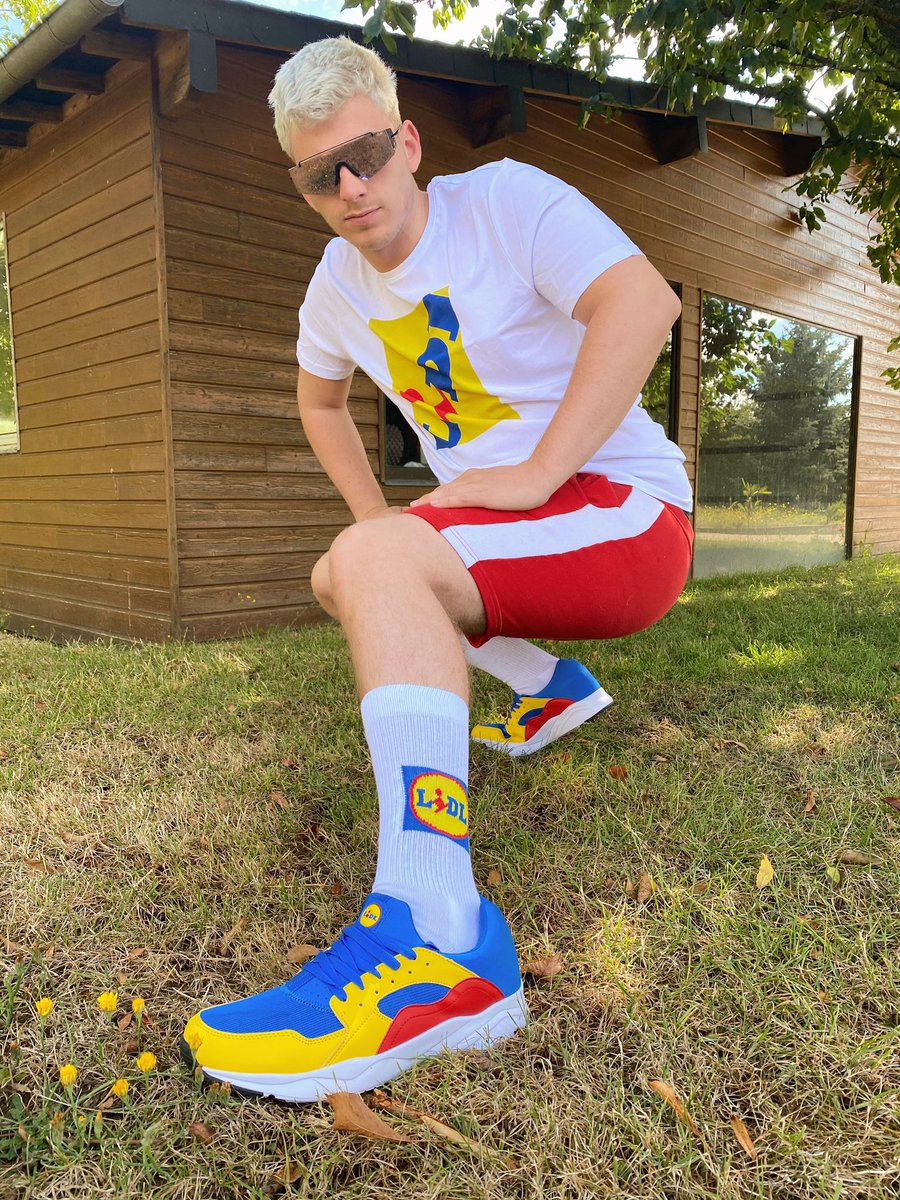 Cyridicule On Twitter Apres 3 Ans Lidl M A Envoye Leurs Gamme De Vetements Je Suis Si Fiere