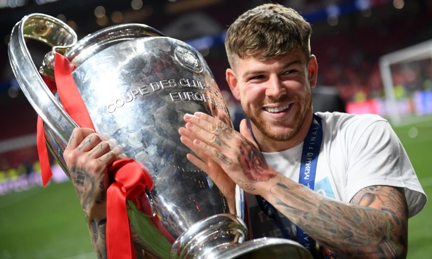 _SteTaylor's tweet photo. @StephenOLeary14 @Everton Could never be our left back https://t.co/gfX4zs3iIj
