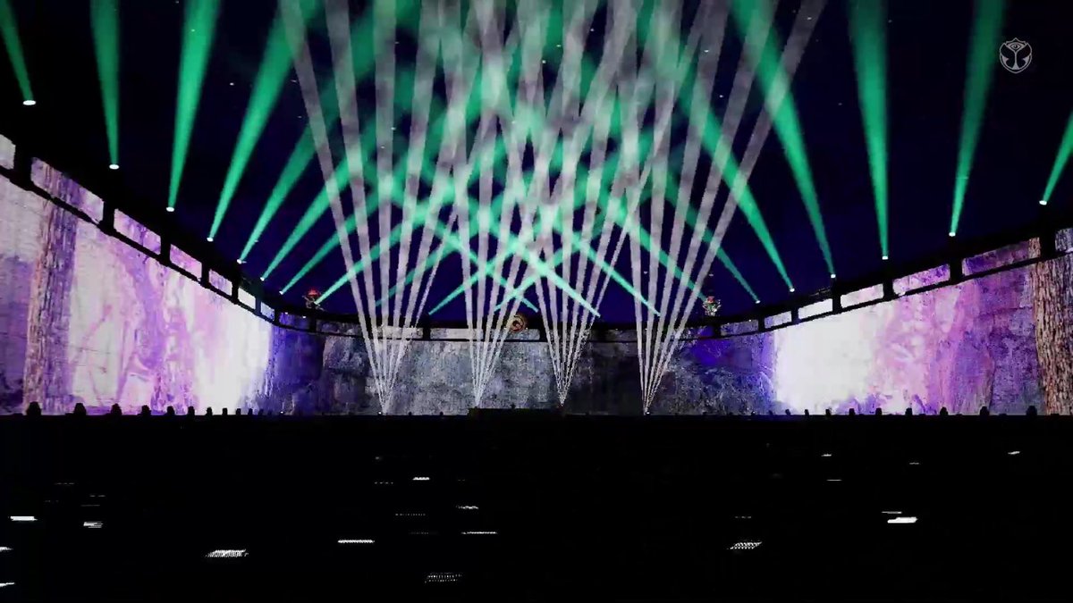 MXTomorrowWorld's tweet photo. The Wall Stage en #Tomorrowland Around The World con WildStylez puro Hardstyle del bueno!! 🔥🔥🔥😎 https://t.co/EuqPWuCmc1