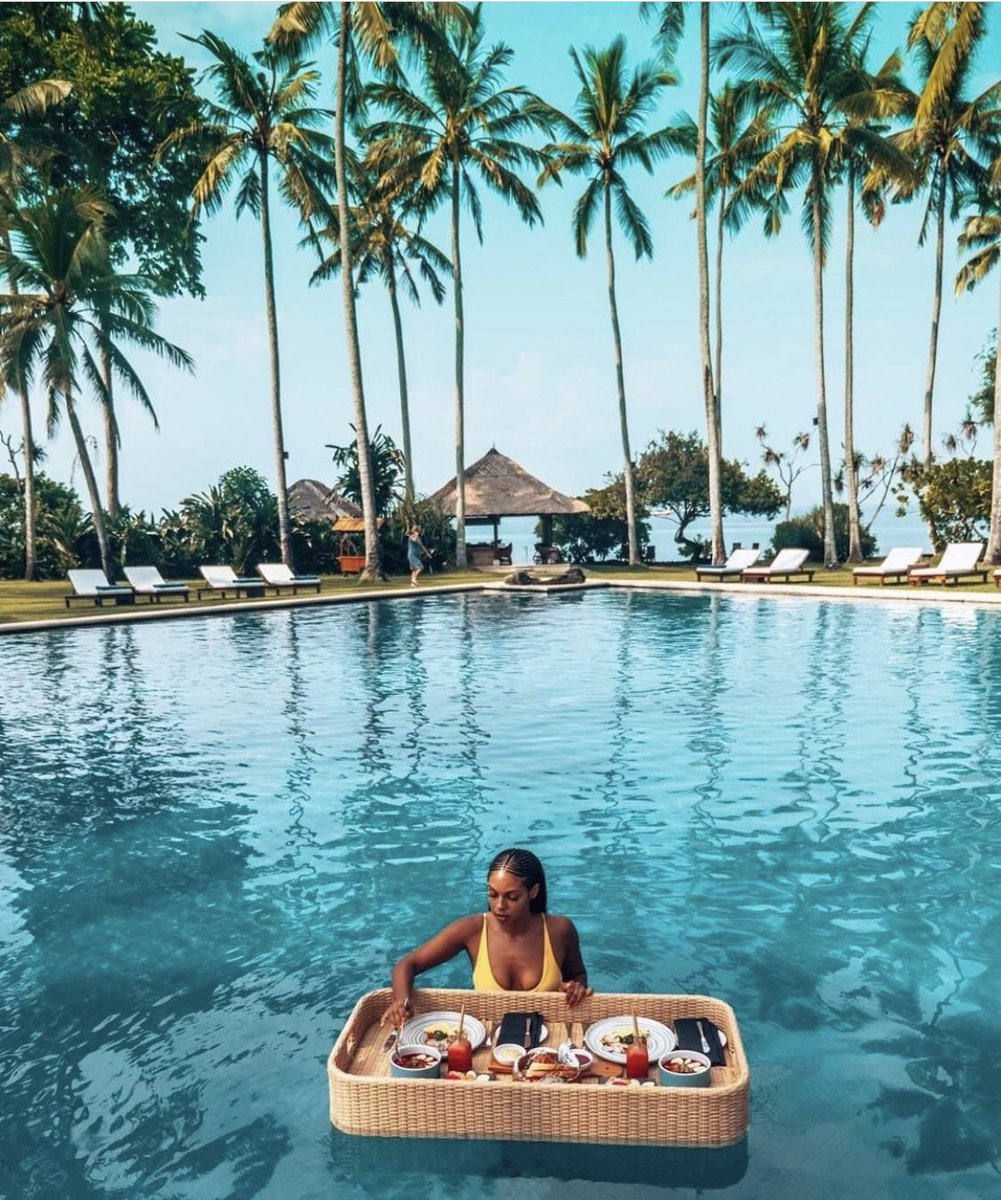 AlvadisTveburg's tweet photo. Bali, İndoneziya. https://t.co/JGrstJGfix