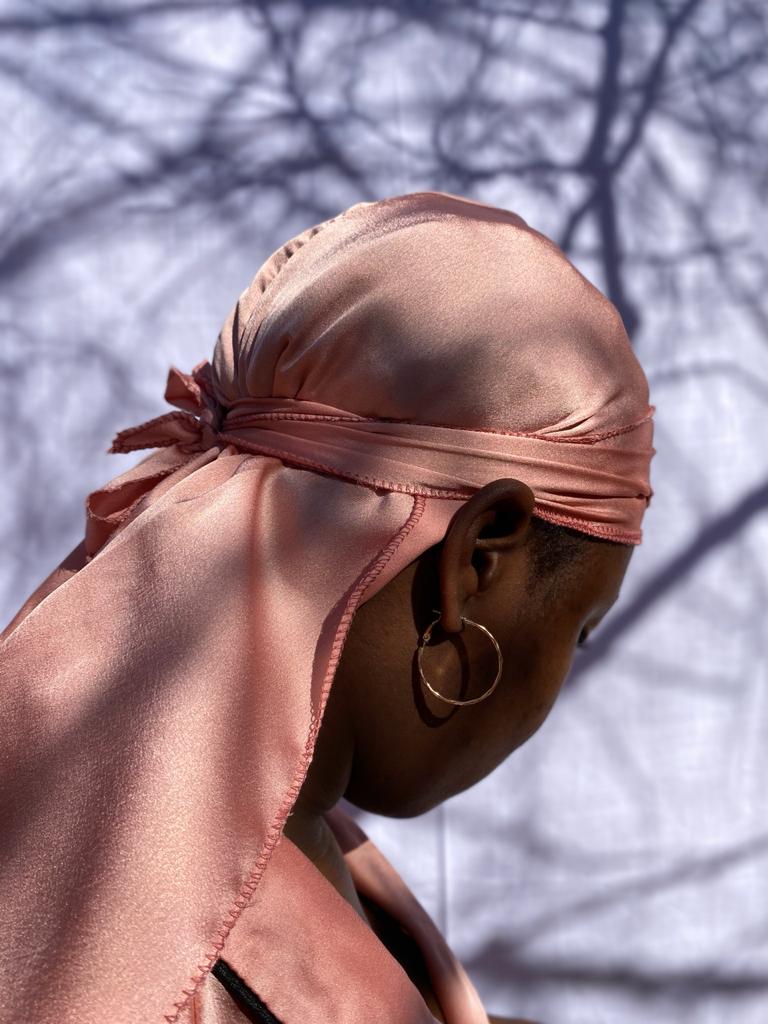 nothandomaumbi's tweet photo. Hi Twitter 😊

Shop this Cosy Silk Noiricon Drip Combo

-Durag 
-Short PJ set
-2 Scrunchies (small and jumbo)

For R500. Items also available as seperates

To place an order send us an email on orders@noiricon.africa
#GirltalkZA #joburgenterprises https://t.co/FJHbs4Uw53
