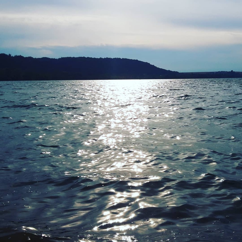 corneliuscz's tweet photo. Evening at the lake... #kolobezka #kostkakolobka #23km https://t.co/PkLG9UvQUC https://t.co/CY59tJM2mB