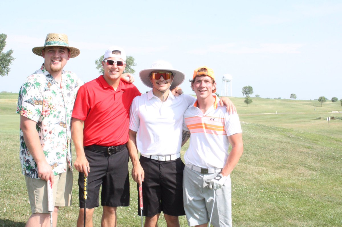 LawsonAlumni's tweet photo. 20th Annual Golf Tournament B Flight 1st place with a score of 65 was Preston Smidt ‘15, Colton Williams ‘17, Damien Sapp ‘16, and Connor Hartman ‘17. https://t.co/Jmr6axuHfZ