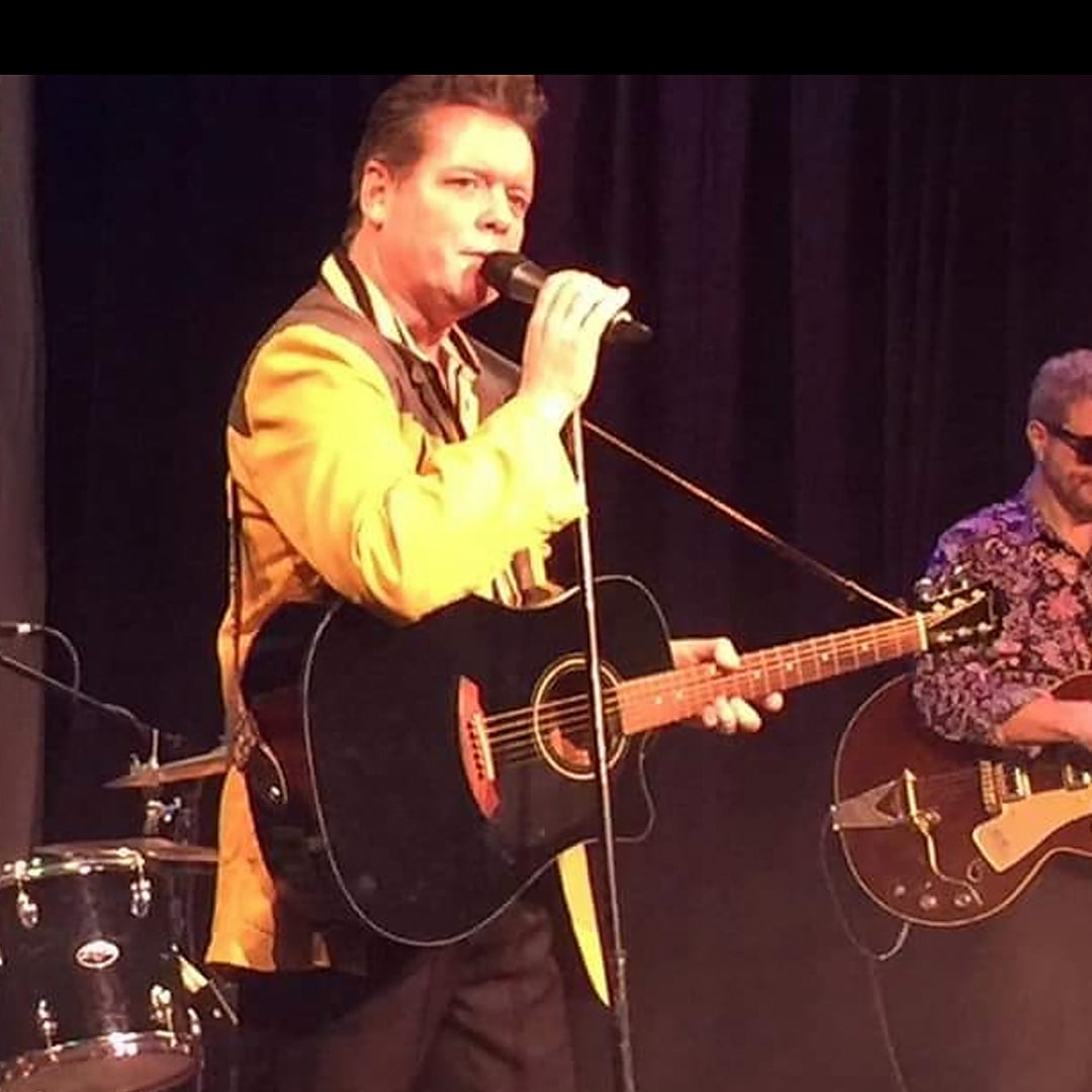 UkDaveb's tweet photo. #RickyNelson #tribute #show #50s #60s #retro #vintage #festival #tour #theatre #london #uk #weekender #classic #stage #DaveB #live #singer #vocalist #band https://t.co/x49uXiydKe