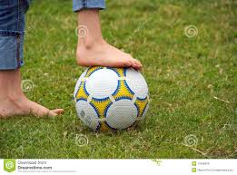 InsoliteInfos's tweet photo. L'inde n'a jamais participé à une phase final de coupe du monde malgré qu'elle se soit qualifié pour la coupe du monde 1950. Elle fut contraint de déclarer forfait car les joueur jouaient pieds nus ce qui était contraire au règlement de la FIFA. https://t.co/L0SDuDXnwJ