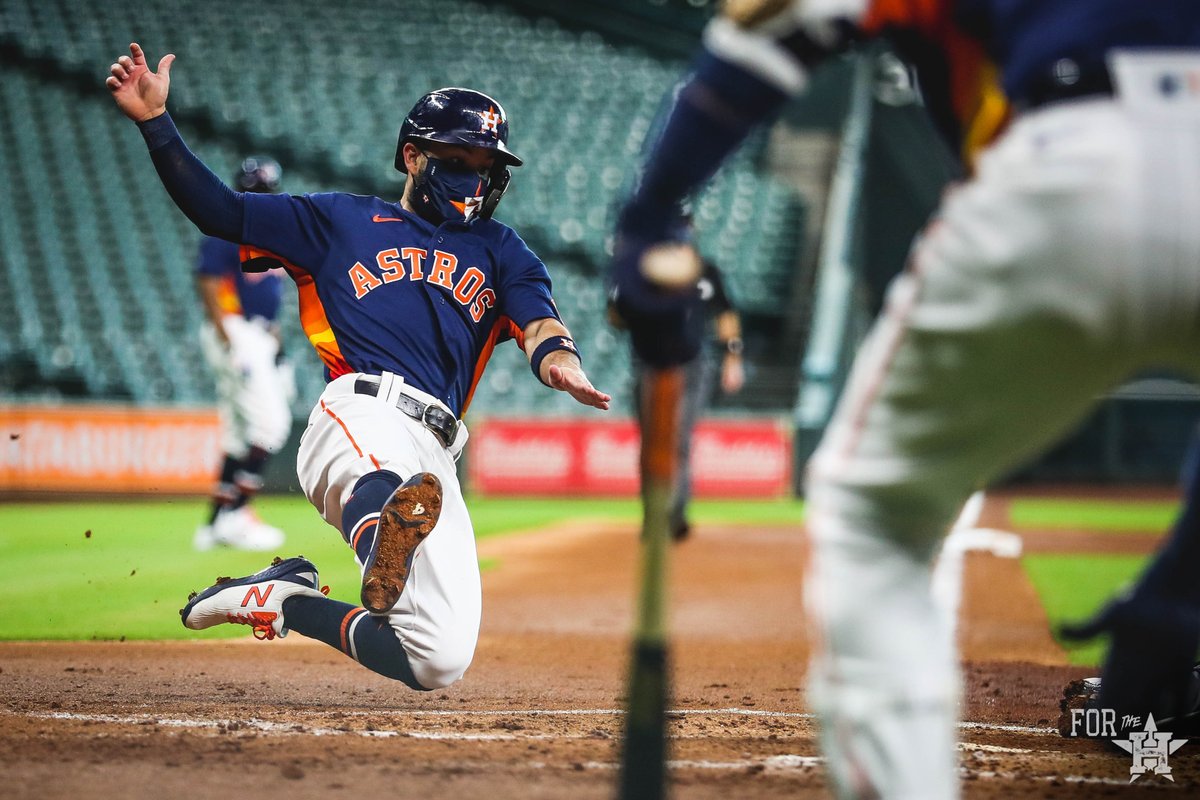 astros's tweet photo. Answering back!

#ForTheH https://t.co/fBh1Z3INVS