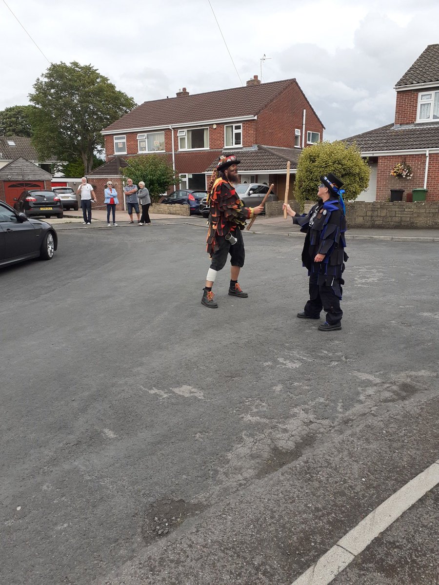 TattersAndTails's tweet photo. We have managed to bring more people from their homes to watch us dance and play with the @CoddywompleUK #streetdancing #tattersandtails #brokenboots #melodeon https://t.co/yVXtJDfllK