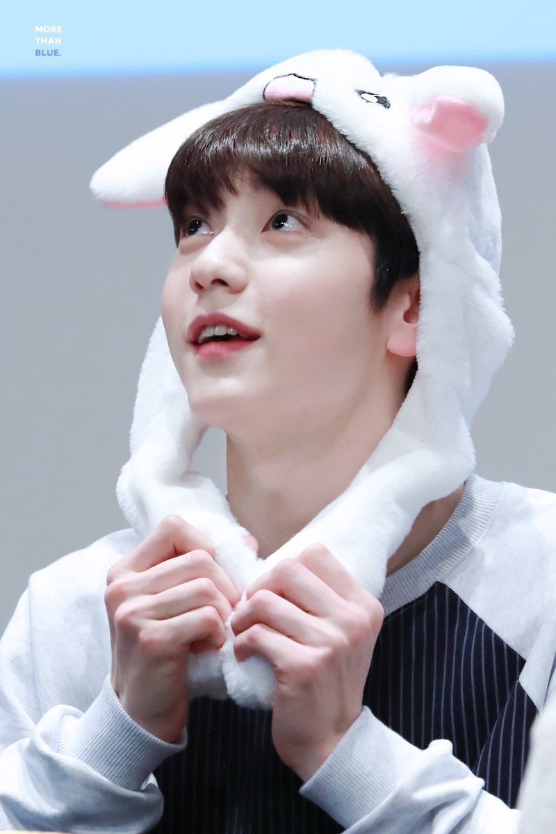 his squishy lil cheekies 