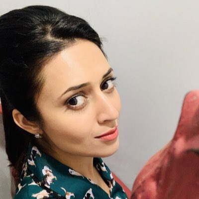 Divyanka_T's tweet photo. #NewProfilePic https://t.co/IYididlLjz