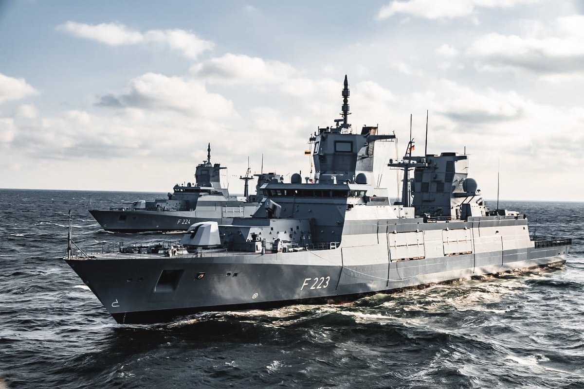 F125CHARLIE's tweet photo. Wir kommen wieder! 🌊
————————
Einige haben sicherlich mitbekommen, dass es gerade ziemlich ruhig bei uns  geworden ist. Das liegt hauptsächlich daran, dass die meisten unserer Soldaten im Urlaub sind. Ende September geht es dann wieder richtig los.Bleibt also dran! Eure CHARLIES https://t.co/otwYWW2AMV