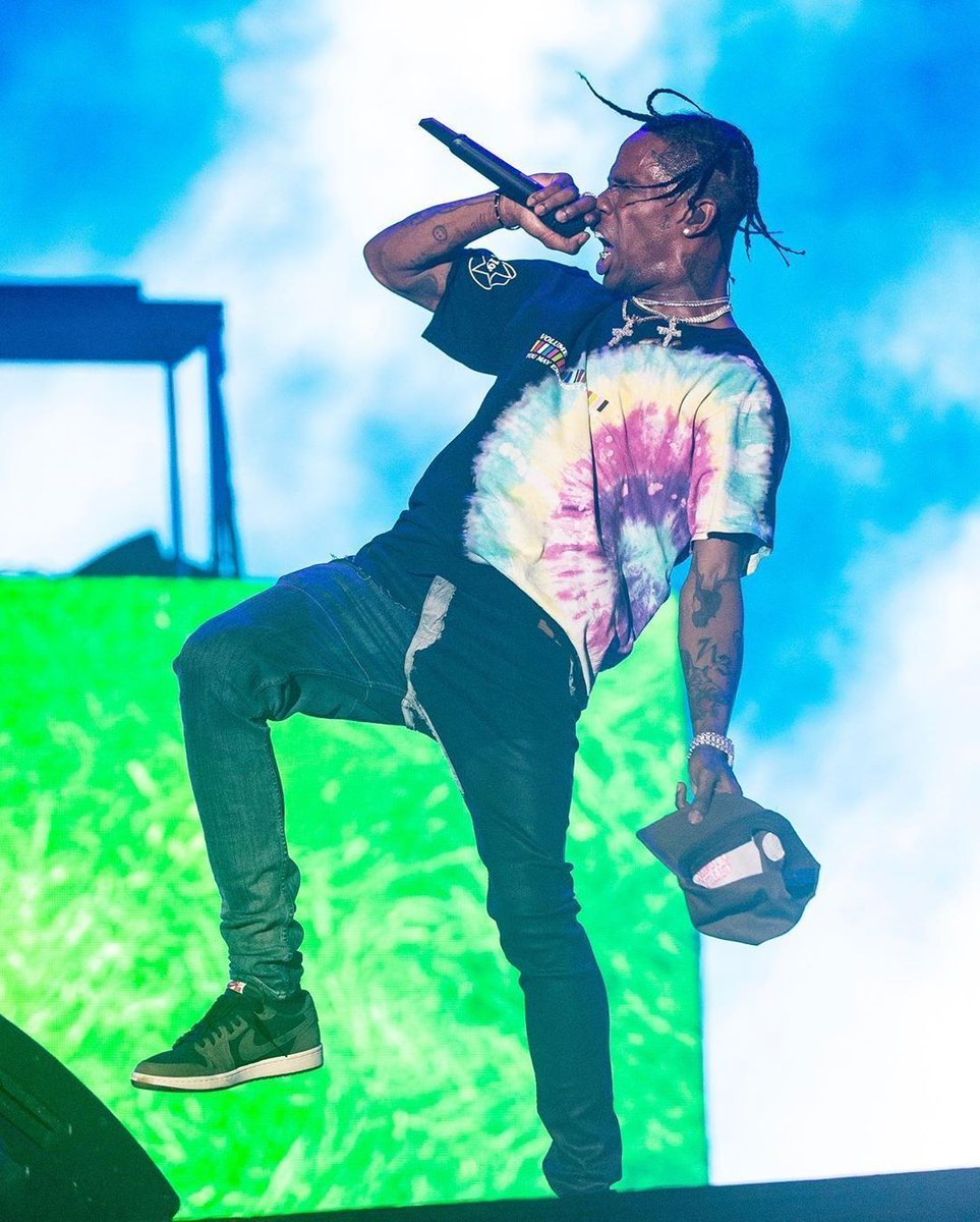aaddictss's tweet photo. Travis Scott - Rolling Loud 2019 https://t.co/N5ktoE5Ftw