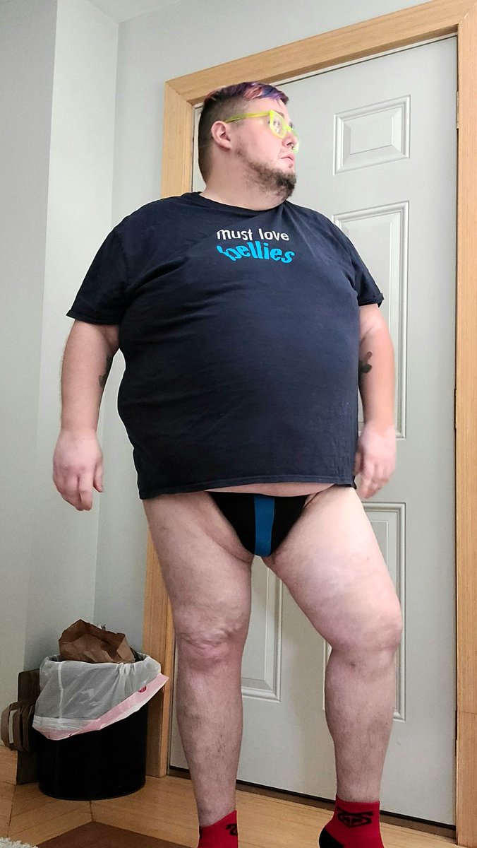 pupbayard's tweet photo. Yes, I'm a big boy...
Yes, I have a belly...
Yes, I don't care if you don't like...

@nastypig do you think you could cater to more body types, we actually would spend more!!

#mustlovebellies
#nastypigneedstobeforallsizes https://t.co/TbqNRlCT6w