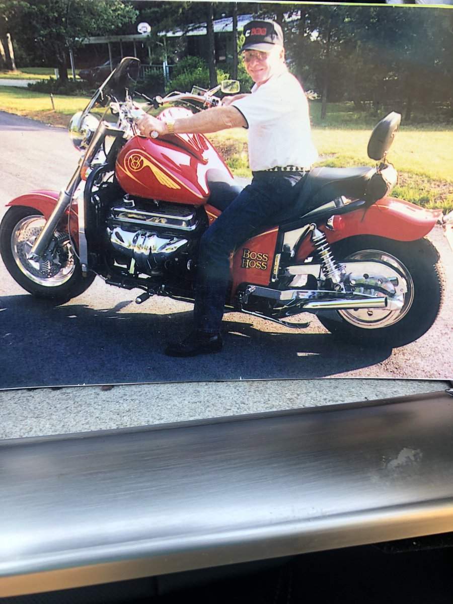 jbraytrucker's tweet photo. Cleaning my shop out today and ran across my hero. Sure wished he was here.  I think he would be very proud of me. The Cat. Julian Martin.  This was just be for he passed away. Late 1997 early 1998.  He sure taught me a lot about life and trucking. https://t.co/tF8fUuidmH