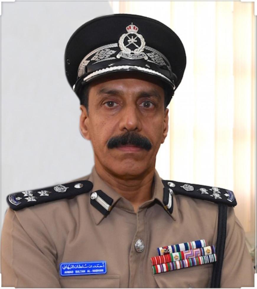 من أيّ أبواب الثّناء سندخل وبأي أبيات القصيد نعبر، وفي كلّ لمسة من جودكم وأكفكم للمكرمات أسطر، كنت كسحابة معطاءة سقت الأرض فاخضرّت، كنت ولازلت كالنّخلة الشّامخة تعطي بلا حدود، فجزاك الله عنّا أفضل ما جزى العاملين المخلصين، وبارك الله لك وأسعدك أينما حطّت بك الرّحال .