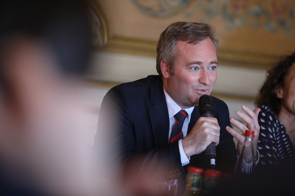 The-Blog (@t_h_e_blog) on Twitter photo Jean-Baptiste Lemoyne a été nommé ce jour Secrétaire d'Etat chargé du Tourisme, des Français de l'étranger et de la Francophonie, auprès du ministre de l'Europe et des Affaires étrangères <a href="/JBLemoyne/">Jean-Baptiste Lemoyne</a> 👉le choix de la continuité est une bonne nouvelle pour l'industrie du #tourisme Jean-Baptiste Lemoyne a été nommé ce jour Secrétaire d'Etat chargé du Tourisme, des Français de l'étranger et de la Francophonie, auprès du ministre de l'Europe et des Affaires étrangères <a href="/JBLemoyne/">Jean-Baptiste Lemoyne</a> 👉le choix de la continuité est une bonne nouvelle pour l'industrie du #tourisme