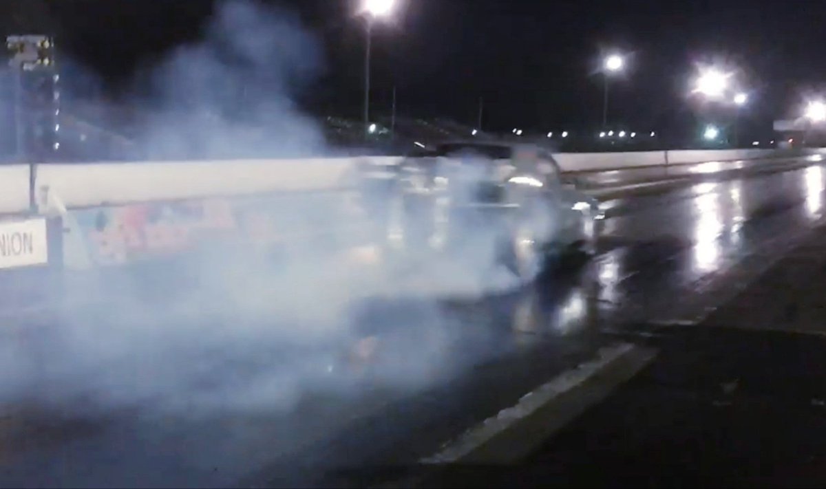 KC135BOOMER's tweet photo. Great weekend! Learned a ton, have a bit to learn on the tune but we are getting there! This car has way more power than anything I have ever driven and does big burnouts! Can't wait to get back out! #lightningracingoil #djsafety #wingbosstf @DrinkHardRacing https://t.co/bOl3FoPPRz