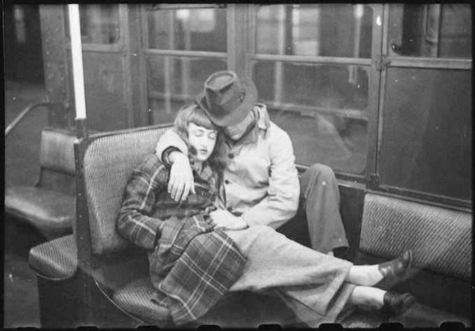 vvs00's tweet photo. Cumpliría años Kubrick. También fue un gran fotógrafo. https://t.co/xIdEr5tFEz