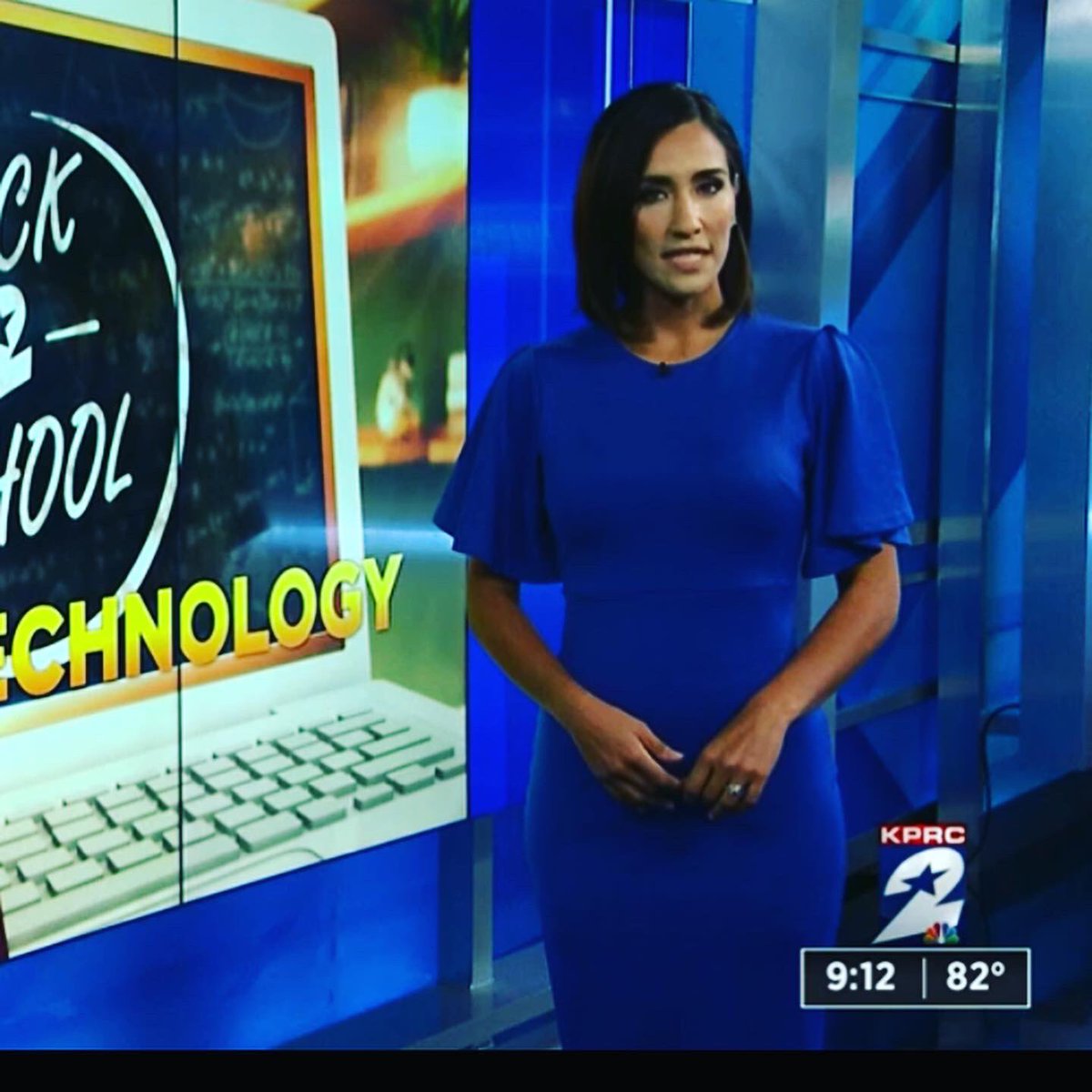 KPRC2SofiaOjeda's tweet photo. #trending #statementsleeves
#werk #fashion #fun #makeastatement #makeyourmark
#dontstop #wontstop
😊😊😊💋💋💋 https://t.co/L4qu1GrcLS