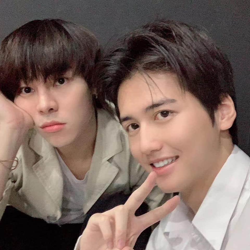 KArraihan's tweet photo. A little Things Like See Them on "One Frame" again. Like A Miracle for Us. I Hope that Dream can be Real Life ๐ฅ๐น Oh, Silly Wife, Can Your Mute Husband to be Side You, again?
@tsr_myengineer
@napattouch99
#WeWantRyanBack
#MekkBossIsInComplete
#RyanDeservesSecondChance https://t.co/mRM1uoZScW