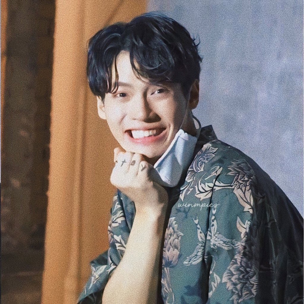 winsmiIes's tweet photo. ITS MY BIRTHDAY 🎂 https://t.co/ZwEQEu93Vh