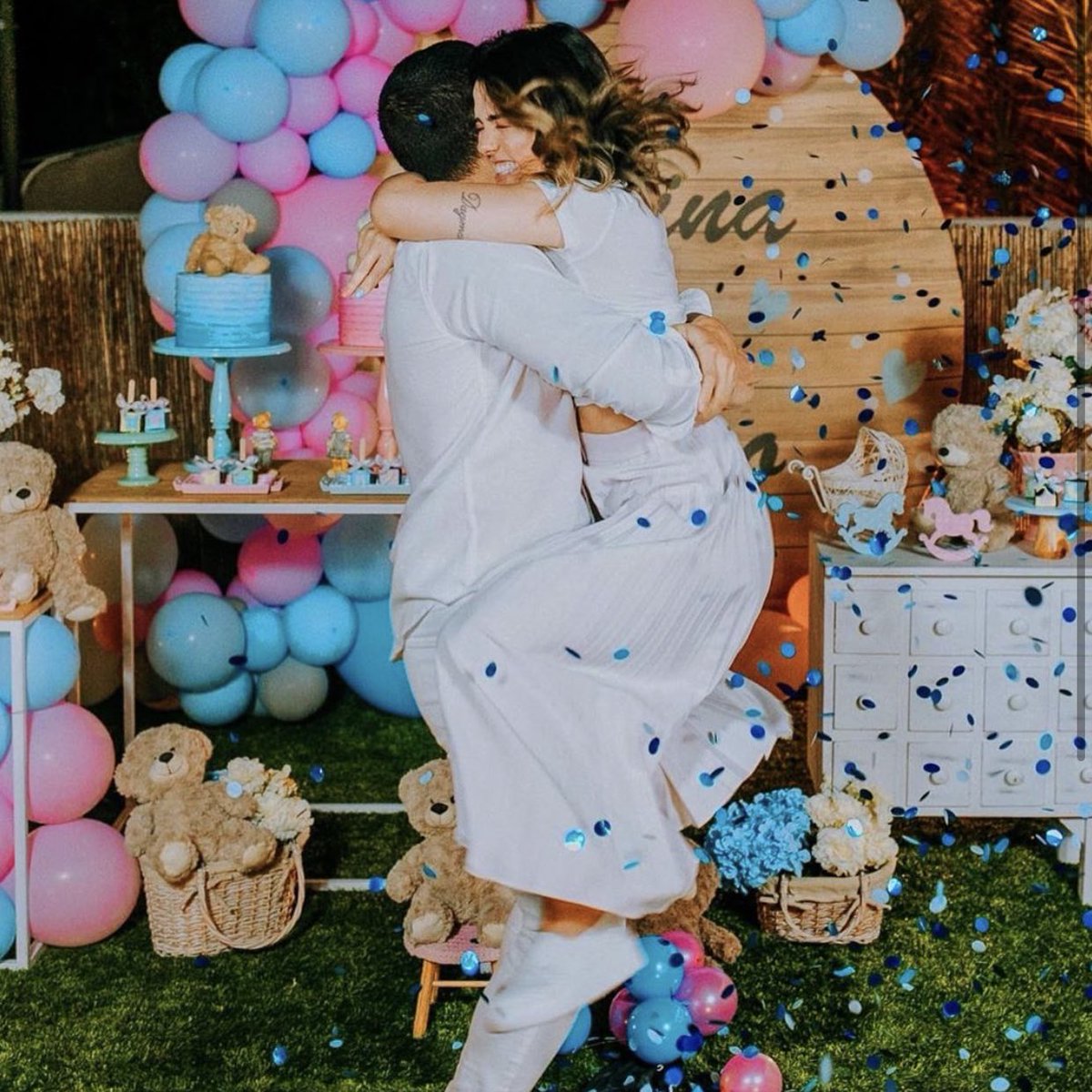 ProjetoLLira's tweet photo. É MENINOOOO 💙

• Lucas e Bruna estão esperando menininho, o filho do casal é um Lirinha, quem amou? Que venha cheio de saúde e muito amor. 👨‍👩‍👦 https://t.co/OxMVJw9uka