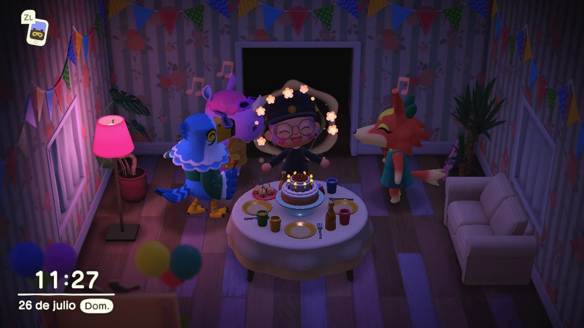 ToriFranze's tweet photo. Mónica me organizó una fiesta sorpresa https://t.co/6XnxsjZmHl