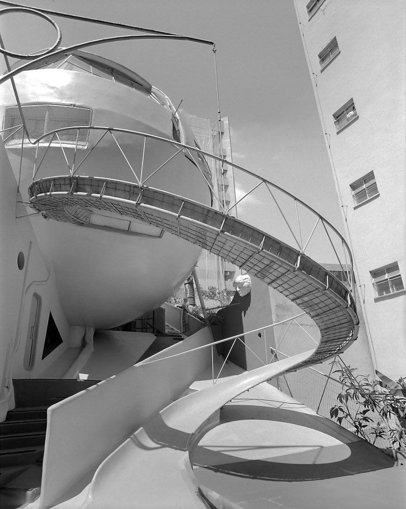 industrielegie's tweet photo. architect Eduardo Longo’s house in São Paulo https://t.co/836OnA1TJJ