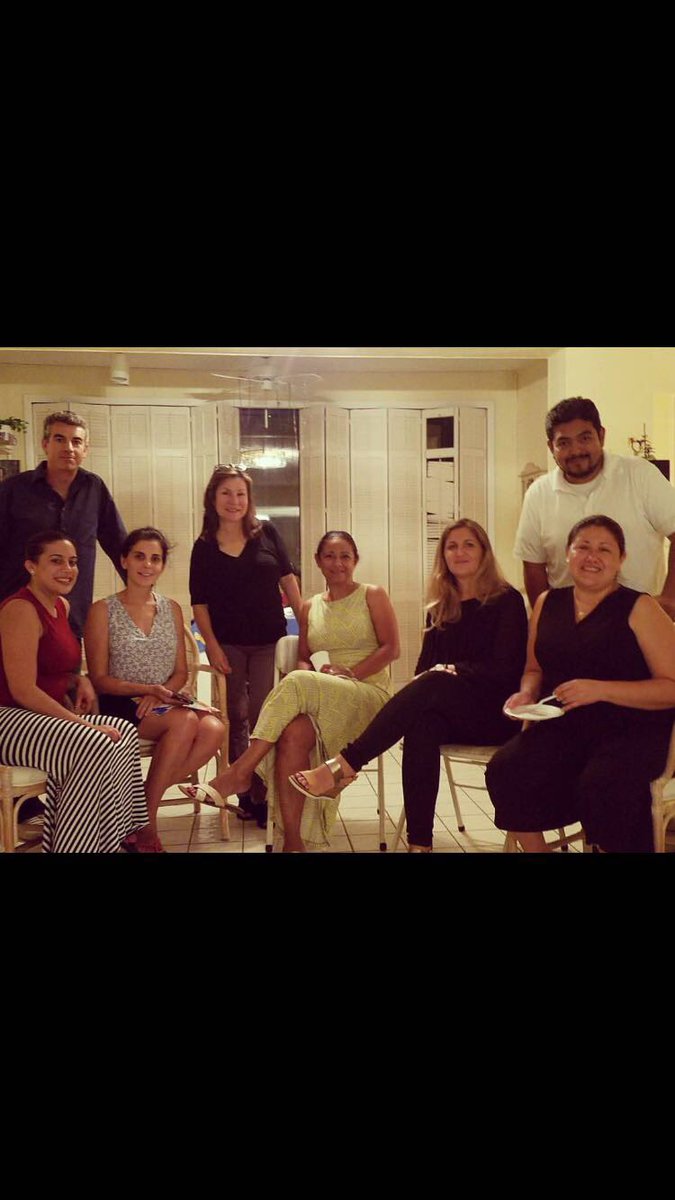 Almond_deleon's tweet photo. Thank you @RodriguezESL1 for nominating me, day 1 on the life of an educator, because it is not only in the classroom that we need to create a bond with our coworkers, it also outside the educational environment that we build strong relationships. I want to nominate @AstridMoral https://t.co/qmLQBpLBQg
