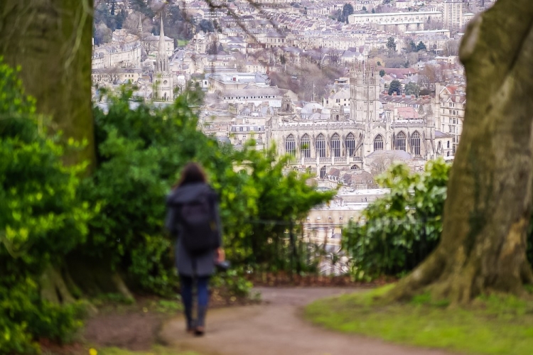 VisitBath's tweet photo. Did you know that July is National Picnic Month? 🥪
Celebrate by packing some tasty treats and enjoying them at one of Bath's wonderful parks and gardens. 🌳 > https://t.co/8BSnxOpm0b https://t.co/kNBMwbDRXT