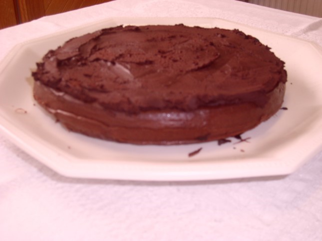 MaisonCool's tweet photo. Here's another view of The Husband's first cake. Just two ingredients, 10 eggs and five bars of Lindt 85% cocoa chocolate. #MontignacDiet https://t.co/7N8XkAhYue