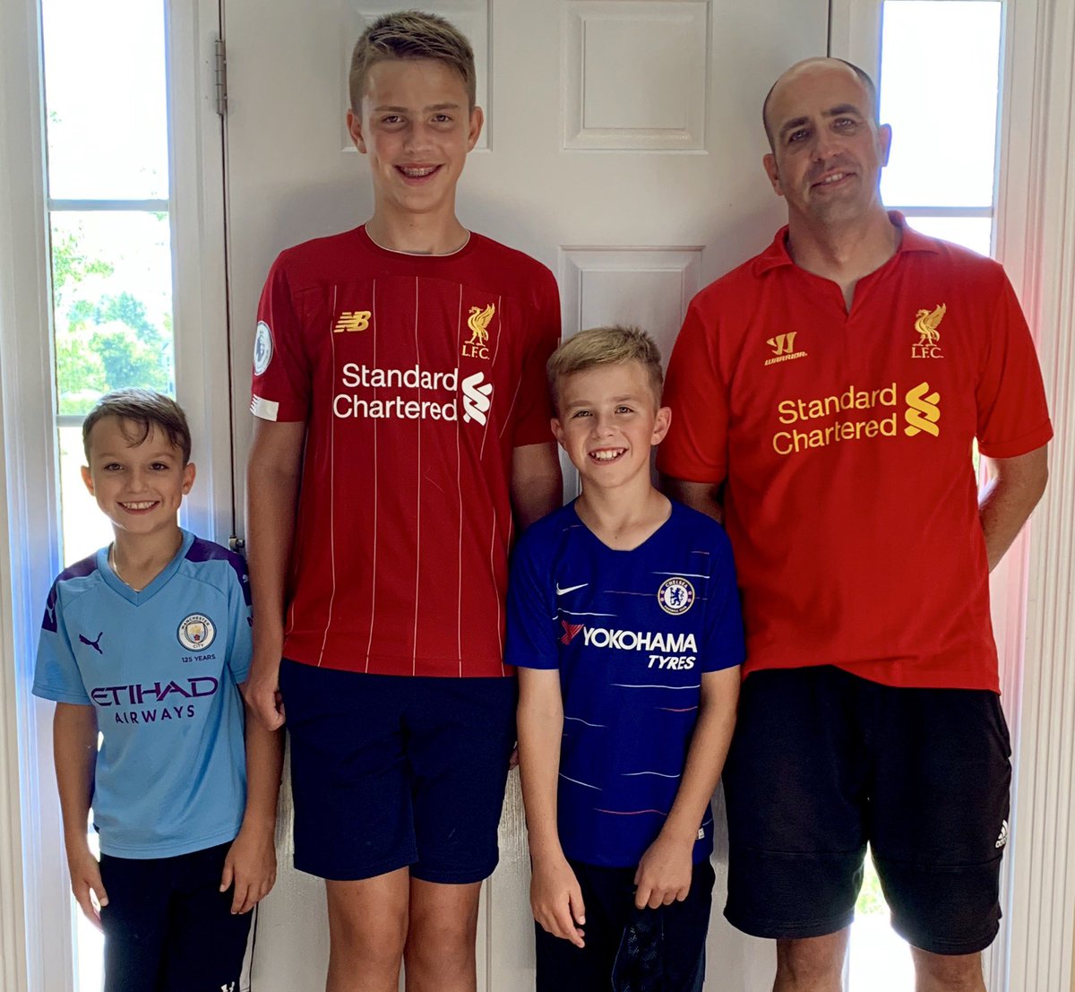 EspenLab's tweet image. House divided...#dadfail #myplsummer @NBCSportsSoccer
