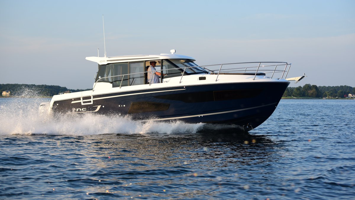JeanneauAmerica's tweet image. Sunday cruiser anyone? 😋 #weekendboating #boating #boats #nc1095 #cabincruiser #sundaycruiser #boat #jeanneau #jeanneauboats #jeanneaupowerboats #jeanneaupower #stmichaels #chesapeakeboating #milesriver #waitingforsummer #readyforsummer