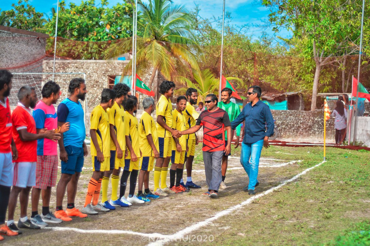 Nazyhu21's tweet photo. Baarashu Zuvaanun Dhirun "Member Cup Futsal Tournament 2020" Opening Ceremony.
#Minivan55 #BZD https://t.co/nnOyjy1Db1