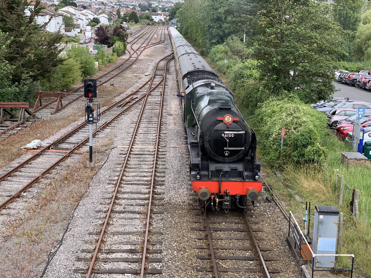 4d4m3985's tweet photo. Some sort of kettle device and a spoon came down to Devon today. Great to see steam back in the south west! https://t.co/an9hbFOWMw