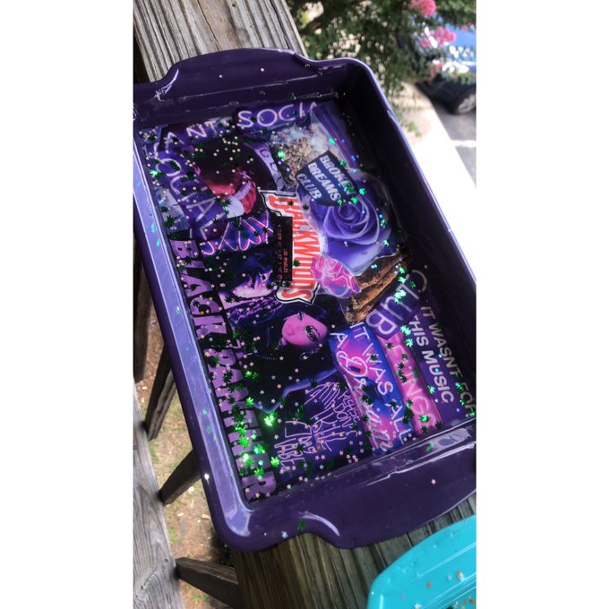 Check out my rolling trays 💕 https://t.co/0mSZVcZ2iv<a href="/tag/newprofilepic"class="tags"><span>#newprofilepic</span></a>