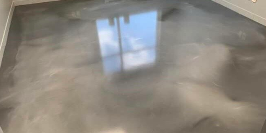 #concrete_staining #joint_sealing
Polyurea is ideal for filling and sealing cracks and joints in commercial and residential structures such as workshop floors, warehouse floors, automotive garage floors, basement floors, garage floors, 
visit us: hoosiersurfaces.com/services