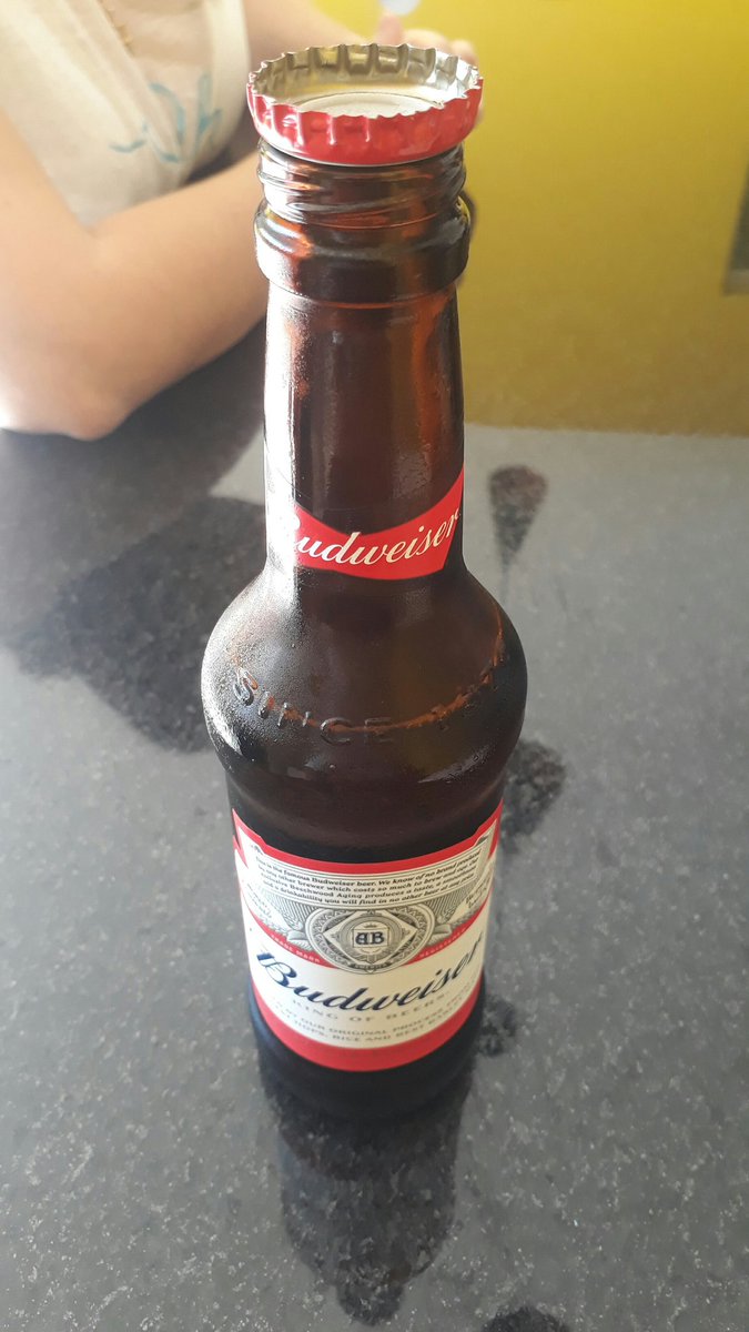 GiltherT's tweet photo. #kingofbeer #Budweiser @Budweiser_Br https://t.co/5MujeJYKQP