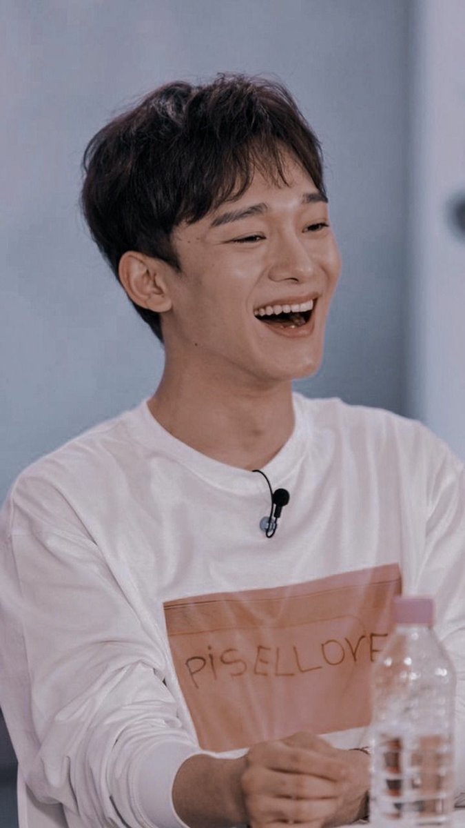 loeyismydestiny's tweet photo. PROTECT JONGDAE SM
PLEASE RT/RP KALO LO SAYANG JONGDAE

 #첸_노래해줘서_고마워
jongdae we will
#첸_노래해줘서_고마워
support you 
#첸_노래해줘서_고마워
until the end
jongdae selamanya akan jadi bagian dari exo, exo is 9
@weareoneEXO https://t.co/3pZ9J9ScZk