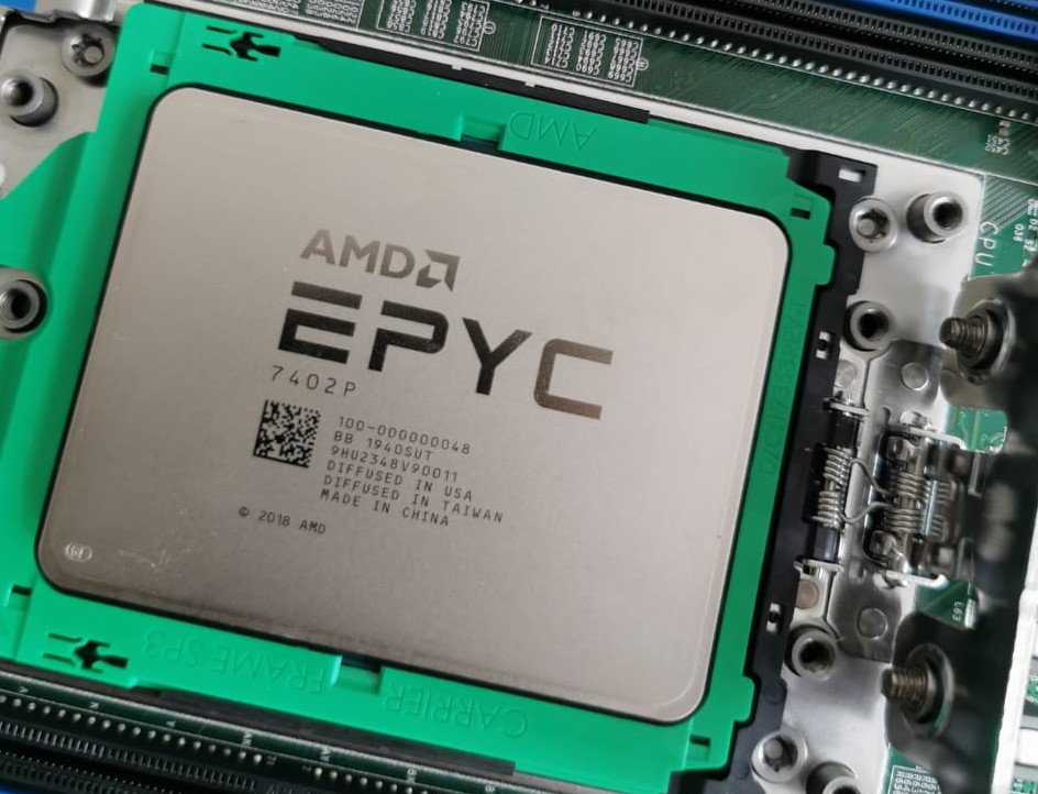 Deinserverhost's tweet photo. Die ersten Systeme mit #AMD #Eypc Prozessoren sind nun in unserem #Ceph #Cluster aktiv und sind bald für Bestellungen verfügbar.😍
Sollen wir wieder ein paar Server verlosen? Dann like unseren Tweet 😊
#DSH #DeinServerHost https://t.co/EdEDPqaju4