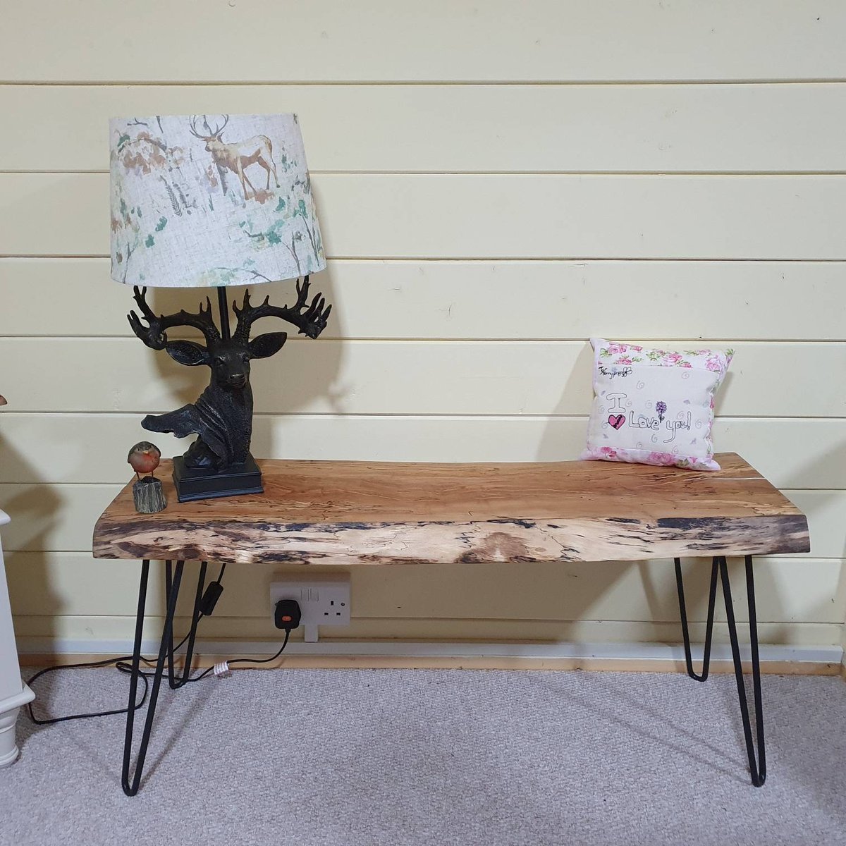 BarnMiddle's tweet photo. Live Edge Spalted Beech Coffee Table https://t.co/uEgqWauGIb #DecorativeTable https://t.co/9VcwyrgOE2